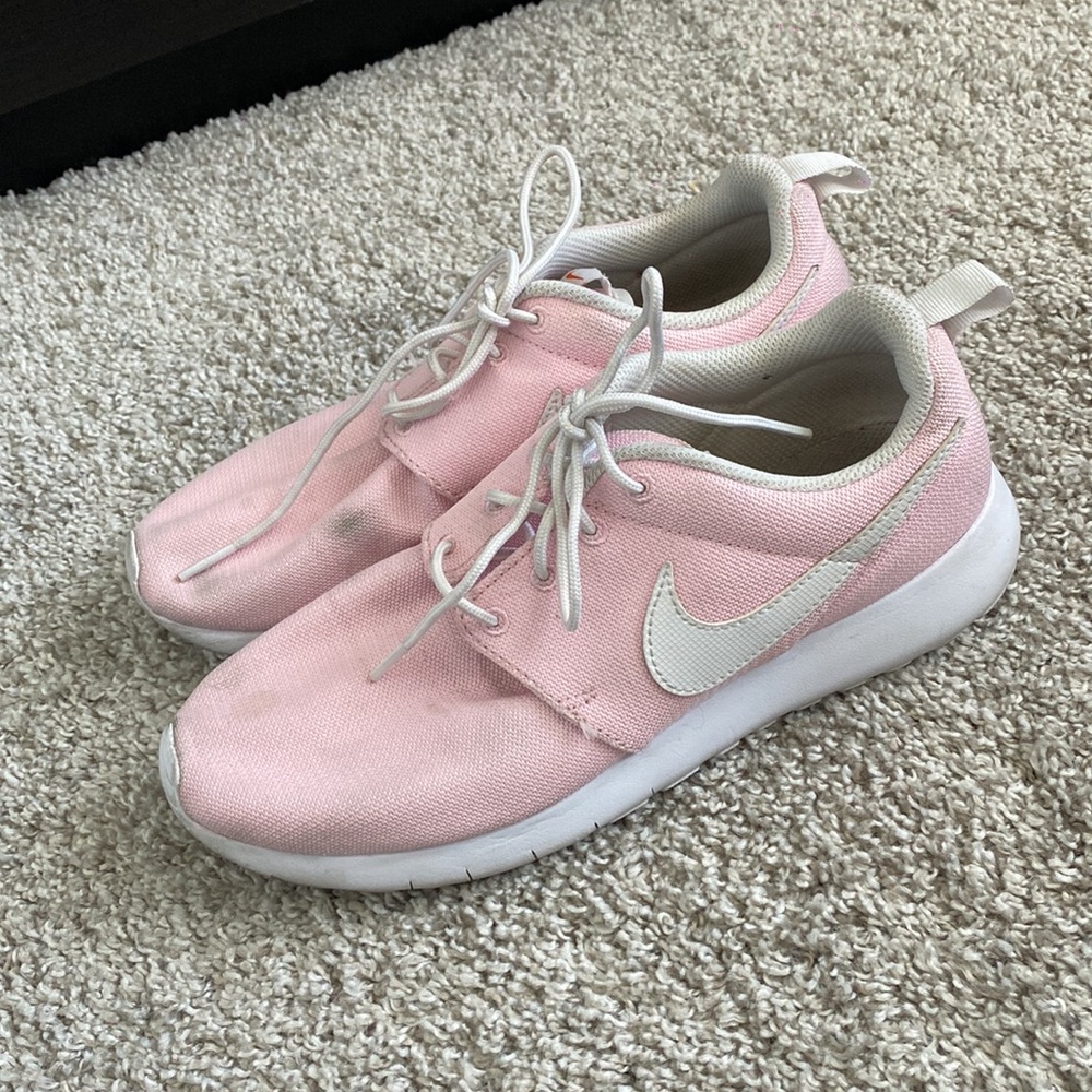 Pink Nike Roche - Picture 3 of 6